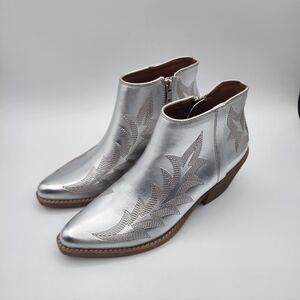 BEAST FASHION Metallic Silver Ankle Booties
